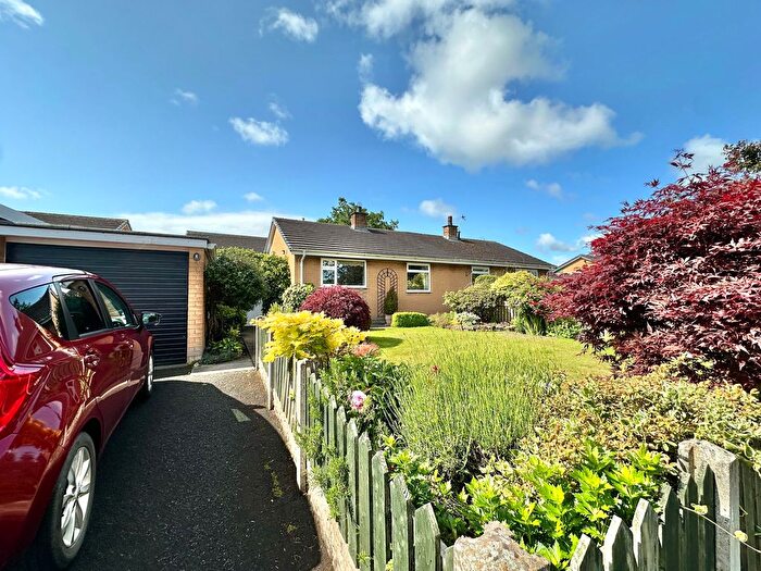 3 Bedroom Semi-Detached Bungalow For Sale In Mayfield, Blackwell, CA2