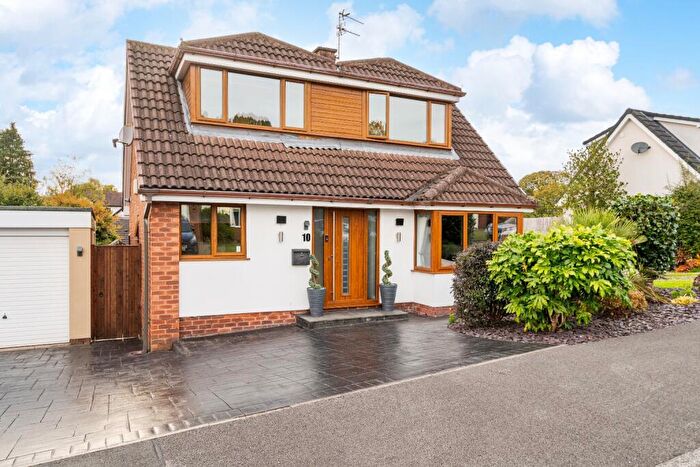3 Bedroom Bungalow For Sale In Hillcrest, Atherton, Manchester, Lancashire, M46
