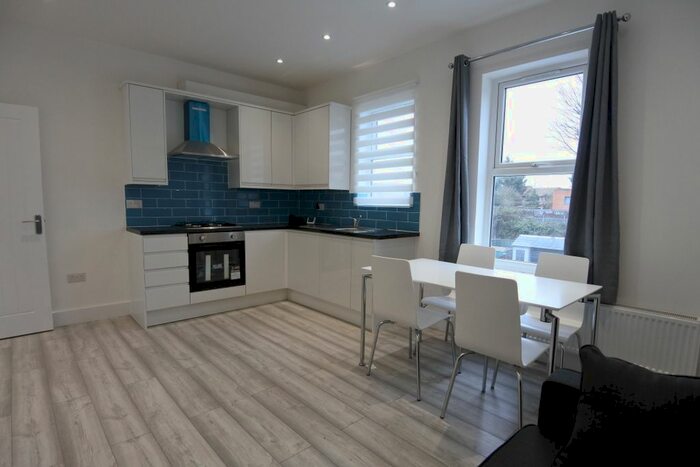 3 Bedroom Flat To Rent In Llanover Road, North Wembley, HA9