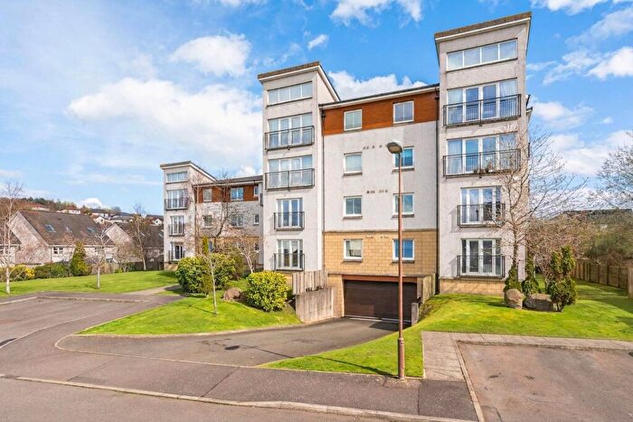 2 Bedroom Flat For Sale In Jardine Place, Bathgate, EH48