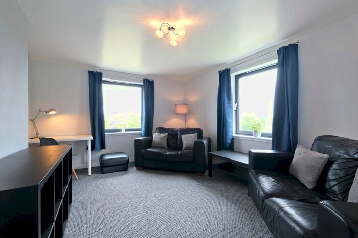 3 Bedroom Flat To Rent In Morrison Drive, Garthdee, Aberdeen, AB10