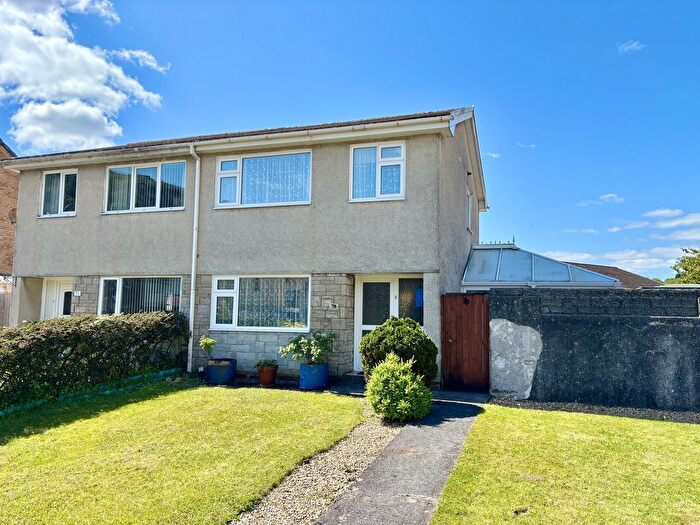 3 Bedroom Semi-Detached House For Sale In Graig Newydd, Godrergraig, Swansea., SA9