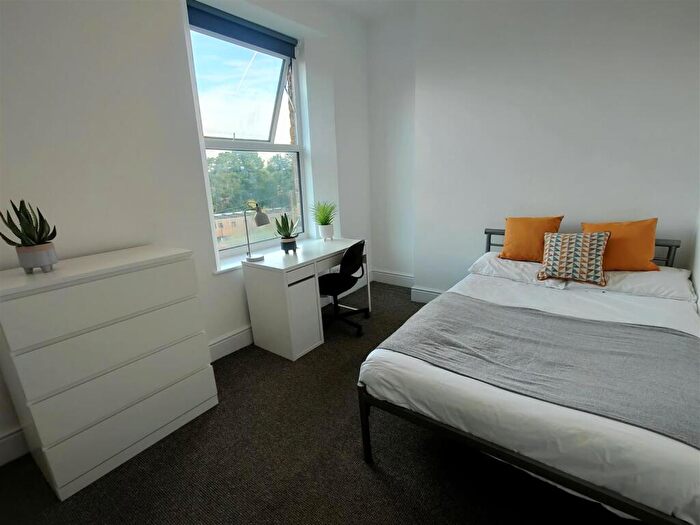 9 Bedroom House To Rent In Crookesmoor Road, Crookesmoor, S10