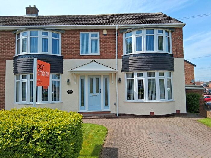 4 Bedroom Semi-Detached House For Sale In Wantage Road, Carrville, Durham, DH1