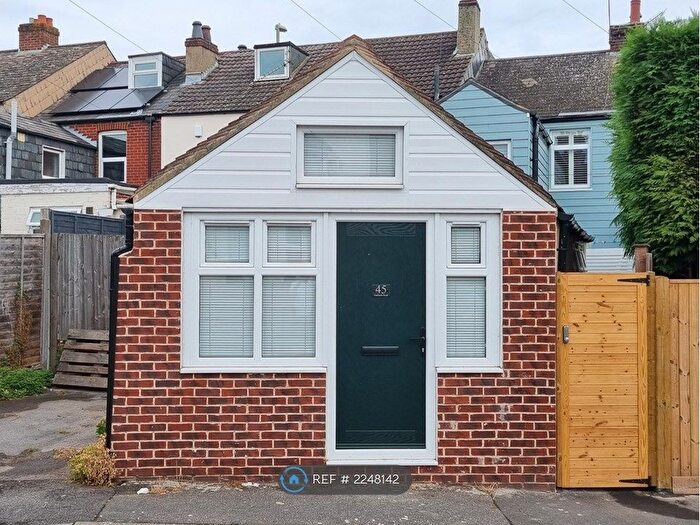 1 Bedroom Semi-Detached House To Rent In Hartlands Road, Fareham, PO16