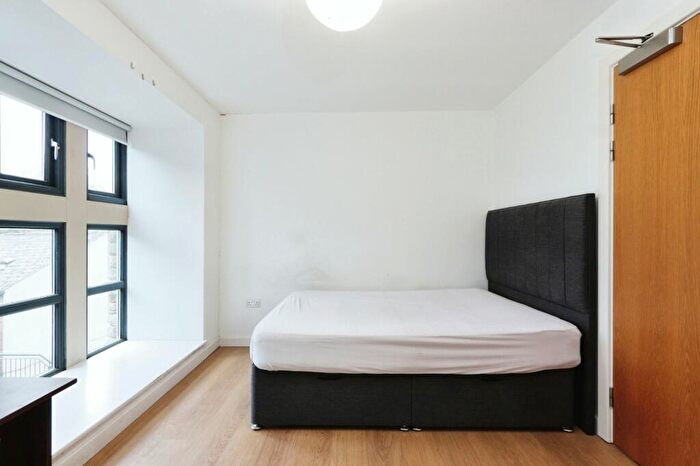 1 Bedroom Apartment For Sale In Oxford Street, Sheffield, South Yorkshire, S6