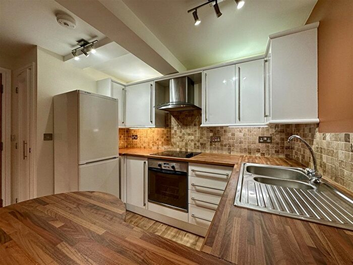 1 Bedroom Flat To Rent In Market Street, Disley, Stockport, SK12