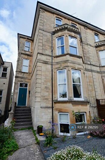 2 Bedroom Flat To Rent In Cotham Gardens, Bristol, BS6