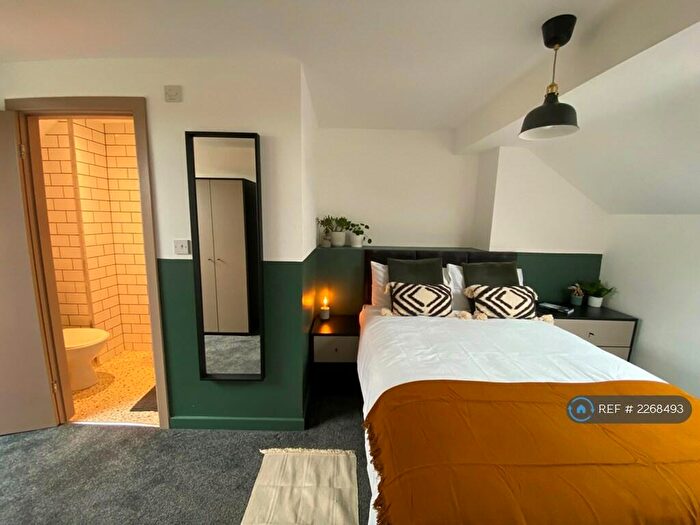 6 Bedroom Terraced House To Rent In Jubilee Drive, Liverpool, L7