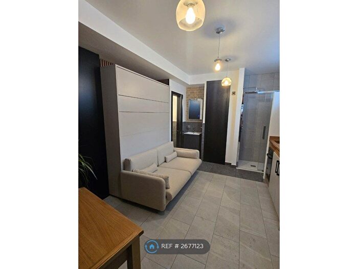 Studio To Rent In Entrance On Dartmouth Row, London, SE10