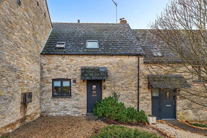 2 Bedroom Cottage For Sale In Enstone, Oxfordshire, OX7