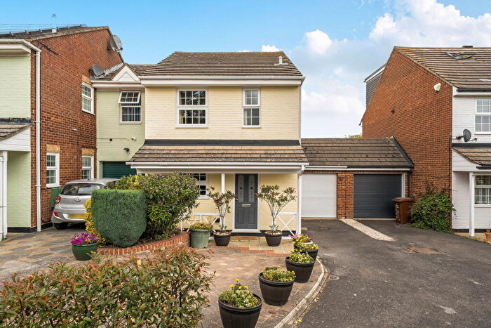 3 Bedroom Detached House For Sale In A Beautifully Presented And Flexible / Bedroom Home, ME8