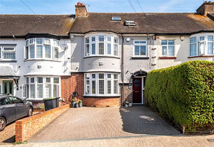 4 Bedroom Terraced House For Sale In The Fairway, Gravesend, Kent, DA11