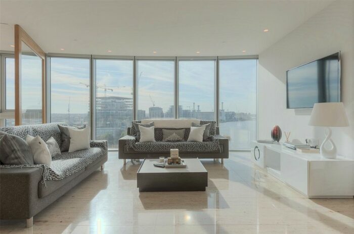 2 Bedroom Flat To Rent In The Tower, St. George Wharf, SW8