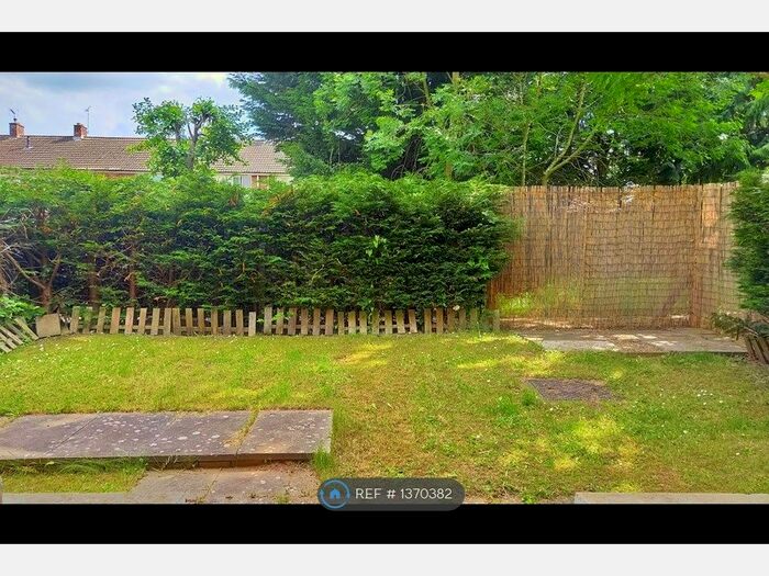 2 Bedroom Flat To Rent In Masters Road, Leamington Spa, CV31