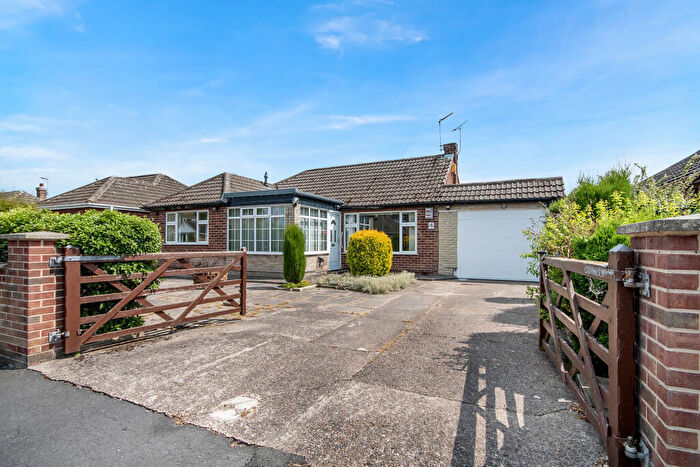 2 Bedroom Detached Bungalow For Sale In Durham Grove, Retford, DN22