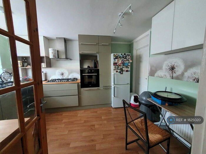 3 Bedroom Terraced House To Rent In Barmston Way, Washington, NE38