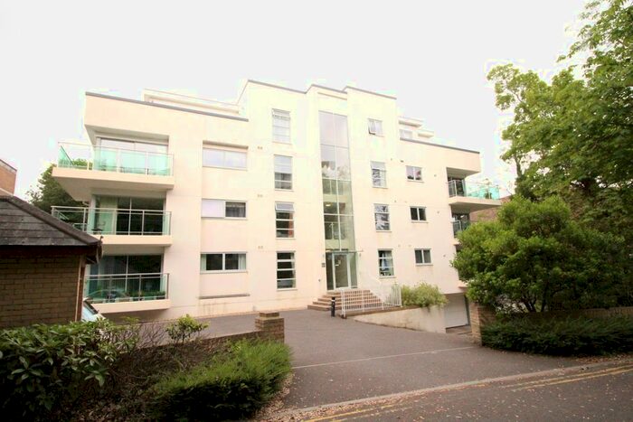 2 Bedroom Flat To Rent In Seldown Road, Poole, BH15