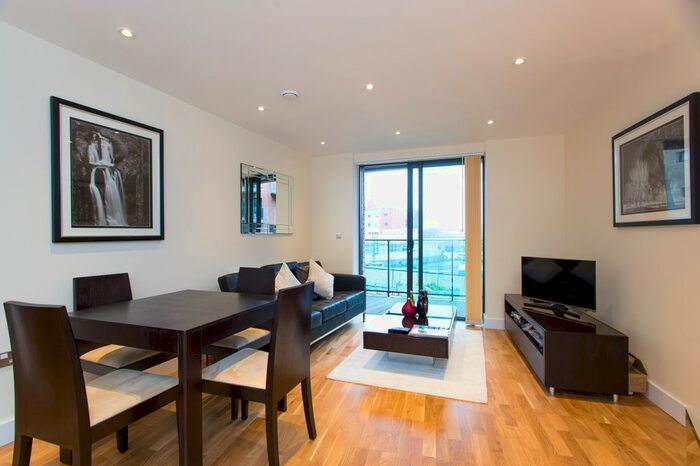 1 Bedroom Flat To Rent In Arc House, Tanner Street, Tower Bridge, SE1