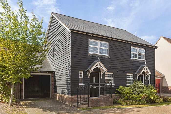 2 Bedroom Semi-Detached House For Sale In Moley Gardens, Wantage, OX12