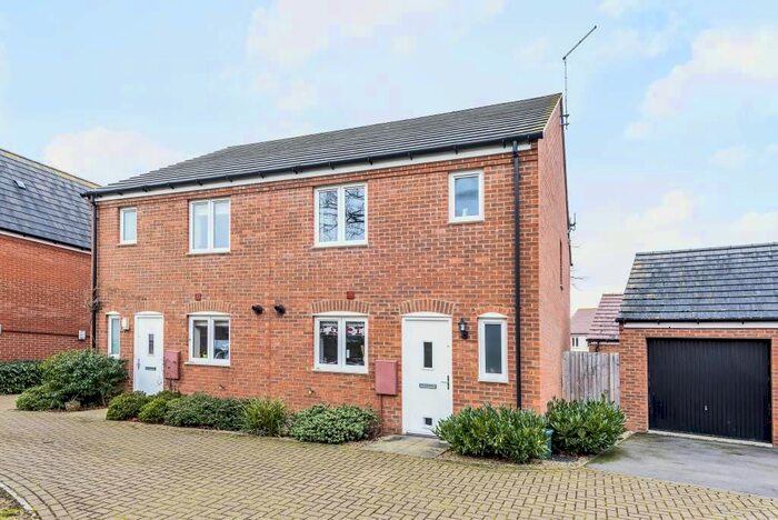 3 Bedroom Semi-Detached House To Rent In Chilton, Oxfordshire, OX11