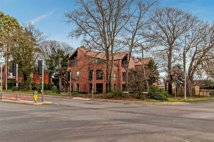 2 Bedroom Apartment To Rent In Hills Road, Cambridge, CB2