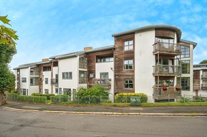 2 Bedroom Flat For Sale In Valletort Road, Plymouth, Devon, PL1