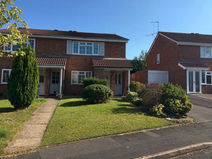 1 Bedroom Flat To Rent In Kirkstone Court, Brierley Hill, DY5