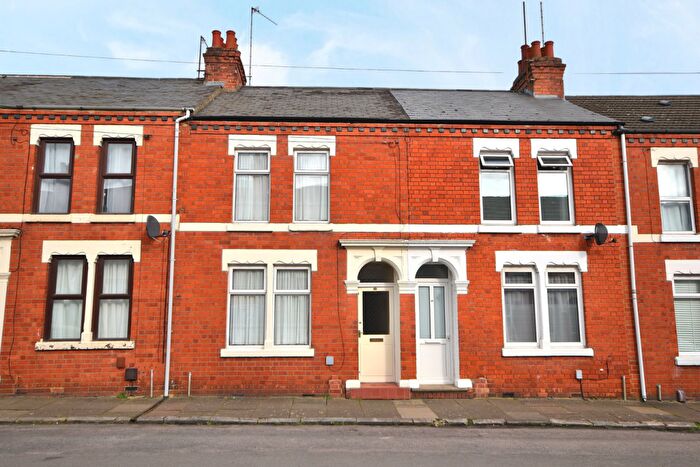 3 Bedroom Terraced House For Sale In Newcombe Road, Northampton, NN5
