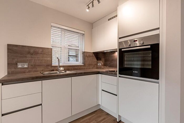 1 Bedroom Flat To Rent In Conifer Way Sudbury Avenue, HA0