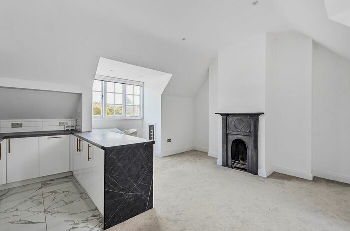 1 Bedroom Flat To Rent In Vale Road, Bickley, Bromley, BR1