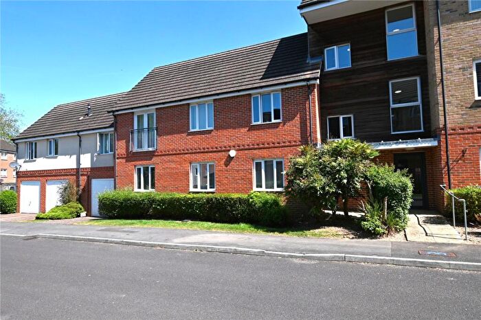 2 Bedroom Apartment To Rent In Skippetts Gardens, Basingstoke, Hampshire, RG21