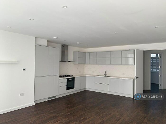 4 Bedroom Semi-Detached House To Rent In Rundell Crescent, London, NW4