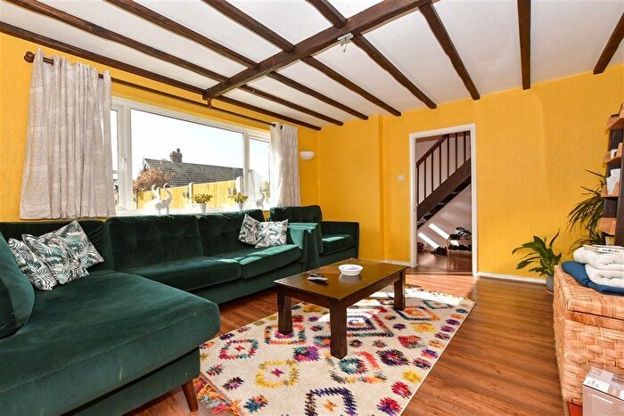 3 Bedroom Chalet For Sale In Northwood Road, Ramsgate, Kent, CT12