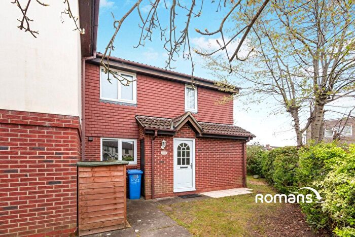 1 Bedroom End Of Terrace House For Sale In Church View, Yateley, Hampshire, GU46