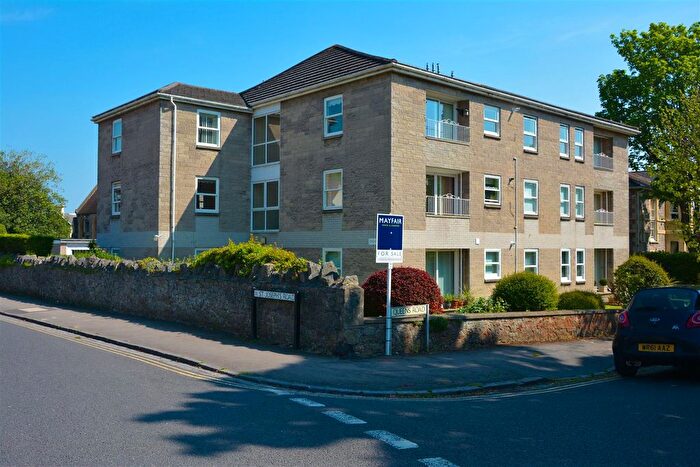 2 Bedroom Flat To Rent In Flat Sycamores, Queens Road, Weston Super Mare, BS23