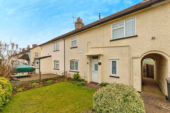 3 Bedroom Terraced House For Sale In Waltham Road, Hitchin, Hertfordshire, SG4