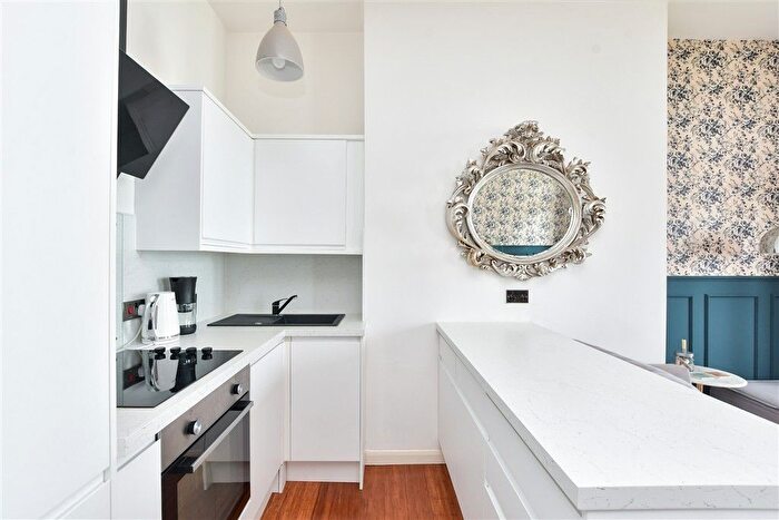 2 Bedroom Flat For Sale In Lewis Crescent, Cliftonville, Margate, Kent, CT9