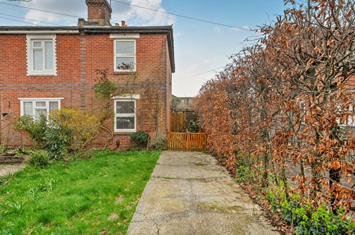 2 Bedroom Semi Detached House To Rent In Roselands Gardens, Southampton, Hampshire, SO17