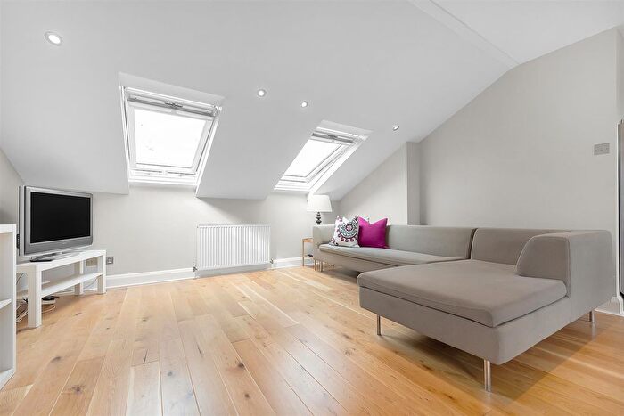 1 Bedroom Flat To Rent In Bonham Road, SW2