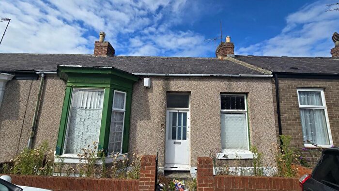 2 Bedroom Cottage For Sale In Rokeby Street, Sunderland, Tyne And Wear, SR4