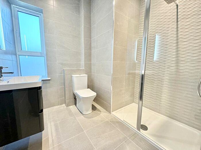 4 Bedroom Detached House For Sale In The Glade, Grimsby, DN34