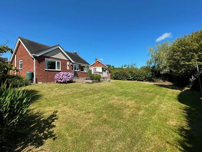2 Bedroom Detached Bungalow For Sale In Nant Y Patrick, Trefnant, St Asaph, LL17