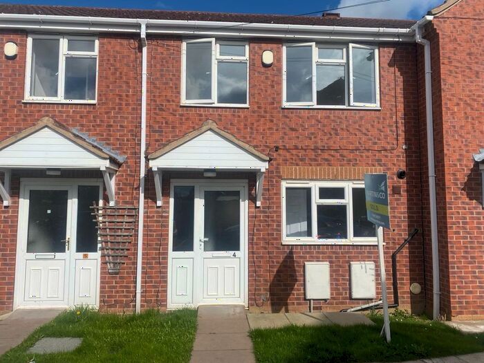 3 Bedroom Property To Rent In Glaisedale Court, Laughton Common, Dinnington, Sheffield, S25
