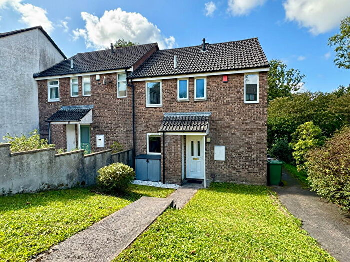 3 Bedroom End Of Terrace House For Sale In Hessary Drive, Roborough, Plymouth, PL6