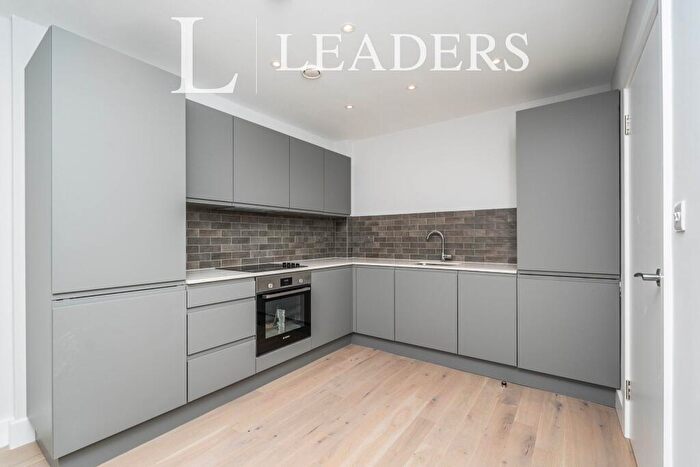 1 Bedroom Flat To Rent In Compass Point, Romsey Road, SO16