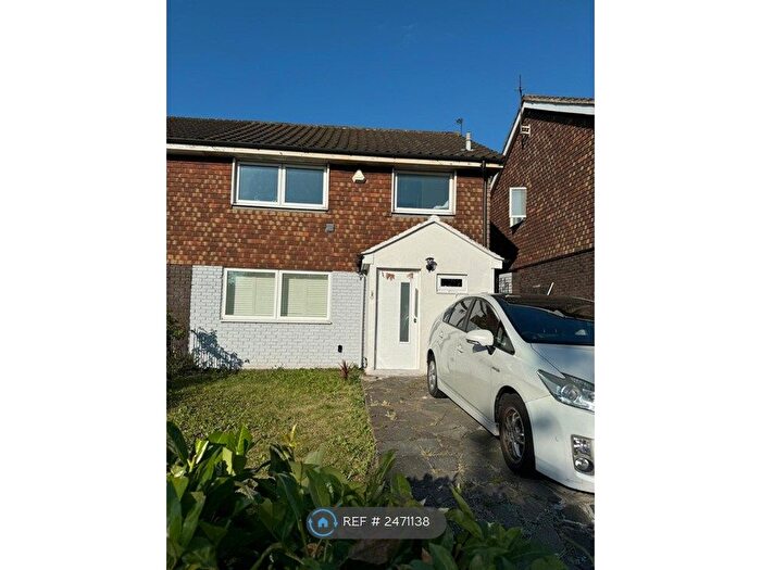 3 Bedroom Semi-Detached House To Rent In Brent Way, Dartford, DA2