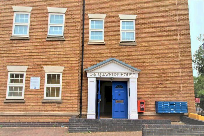 1 Bedroom Flat To Rent In Quayside House, Town Quay Wharf, Barking, IG11