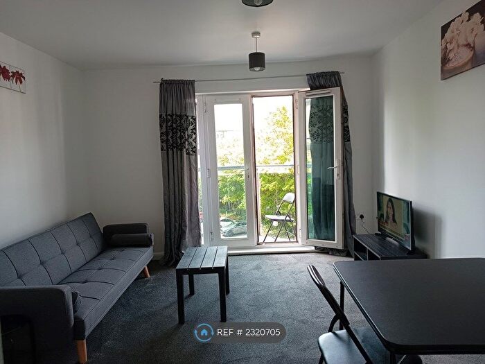 2 Bedroom Flat To Rent In Bodiam Hall, Coventry, CV1