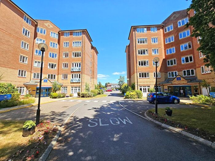 2 Bedroom Retirement Property For Sale In Lindsay Road, Branksome Park, Poole, BH13